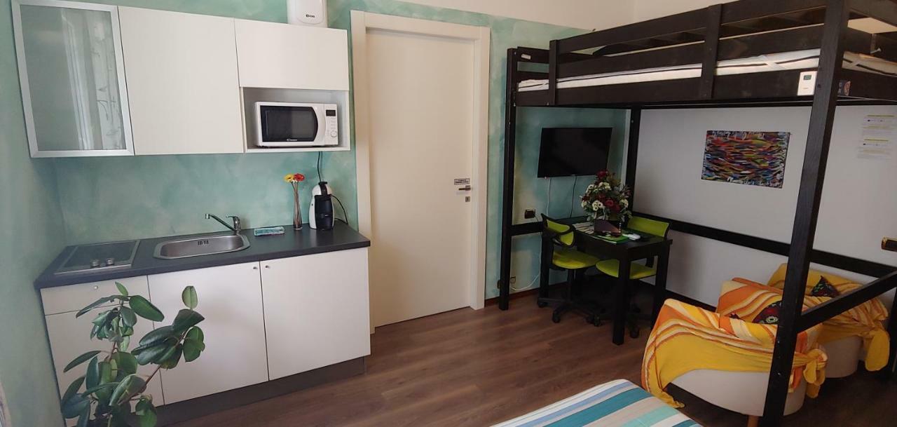 Affittacamere Valchiavenna - Foresteria Lombarda Con Parcheggio Privato Sul Posto! Apprezzata Gestione Familiare Dal 2012, Qualita-Prezzo Top! "Guest-House With Private Parking On Site! Appreciated Family Management Since 2012, Quality-Price Top!" Zewnętrze zdjęcie