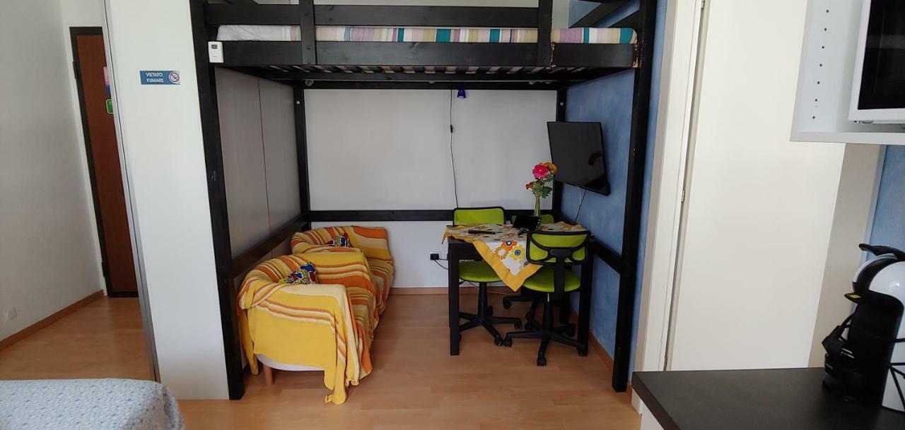 Affittacamere Valchiavenna - Foresteria Lombarda Con Parcheggio Privato Sul Posto! Apprezzata Gestione Familiare Dal 2012, Qualita-Prezzo Top! "Guest-House With Private Parking On Site! Appreciated Family Management Since 2012, Quality-Price Top!" Zewnętrze zdjęcie